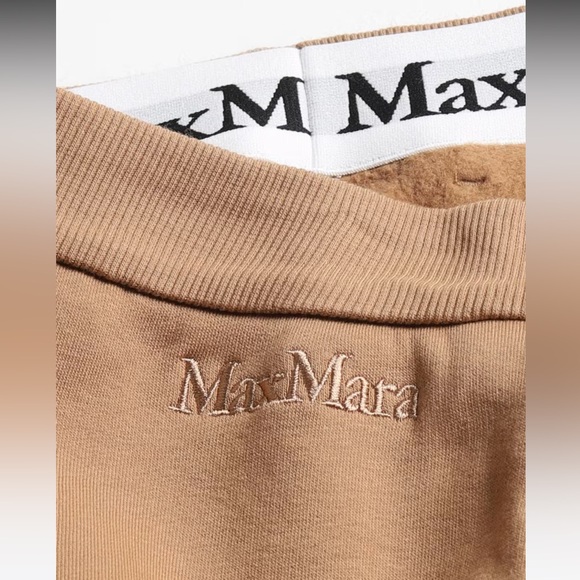 NWT ‘S Max Mara Logo Warm Joggers Color: Camel Fall/Winter Size: Large US8 - Picture 9 of 16